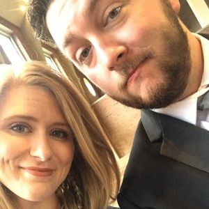 Meet your Posher, Abi